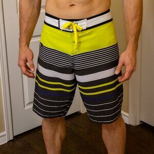 QUICKSILVER Black Yellow Drawstring Striped Swim Trunk Surfboard Shorts Men 38